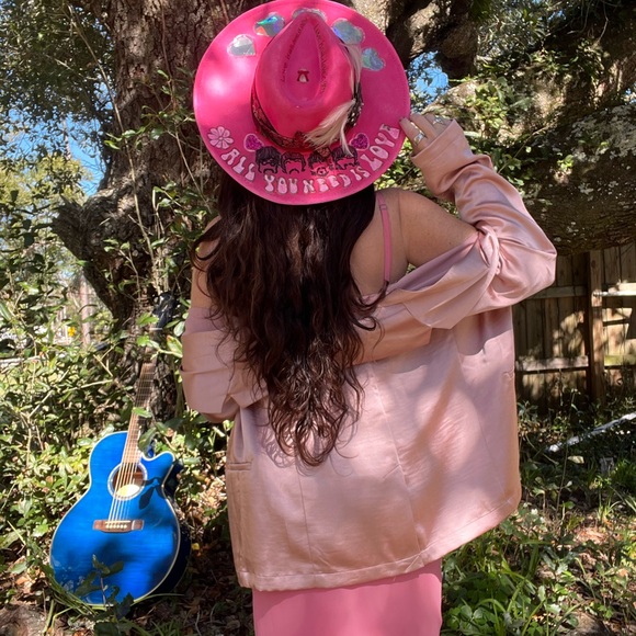 Meet your Posher, Casey - Picture 6 of 12